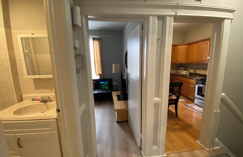 West New York Casa | Charming 2 Bedrooms apt 10 Mins to Nycity