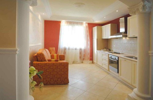 Montelabbate Villa | Villa panorámica con piscina cerca de la playa en el costo adriático en Italia