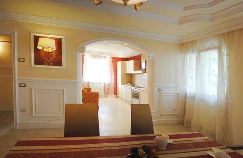 Montelabbate Villa | Villa panorámica con piscina cerca de la playa en el costo adriático en Italia