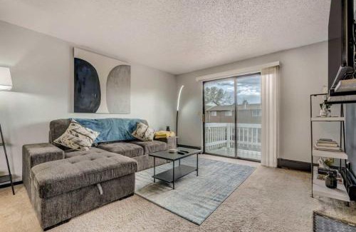 Northeast Colorado Springs Apartamento | Charming 2bd Near to Stores Restaurants & Hiking
