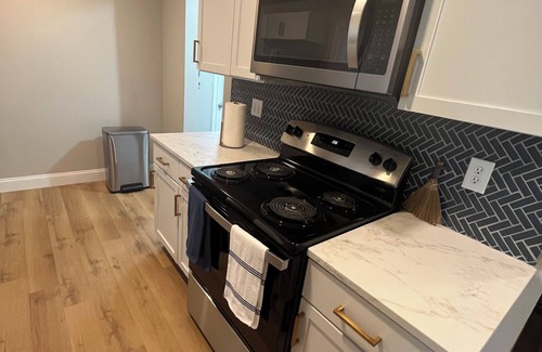 Springfield Casa | Charming 2BR Home in Springfield with AC near Fairgrounds & Hospital
