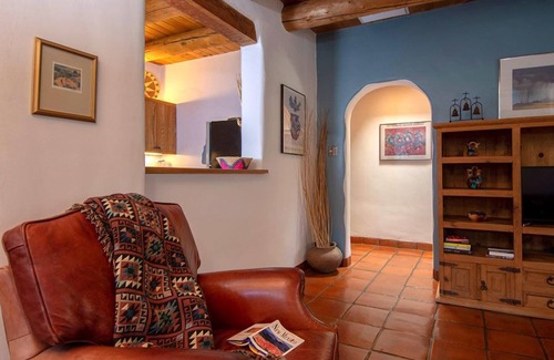 Santa Fe Apartamento | Charming 2BR Near Santa Fe Plaza