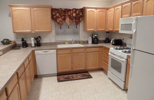 Virginia Trace Villa | Hermosa villa 3/2 en Virginia Trace - caminar hasta el lago Sumter Landing