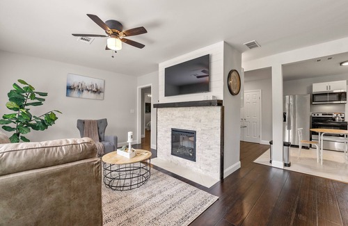 Sylvan Hills Casa | Charming 3 Bed Bungalow Family Retreat: Sleeps 6