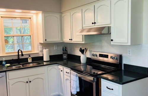 Rio Casa | Charming 3-bedroom Hallmark Home Away From Home