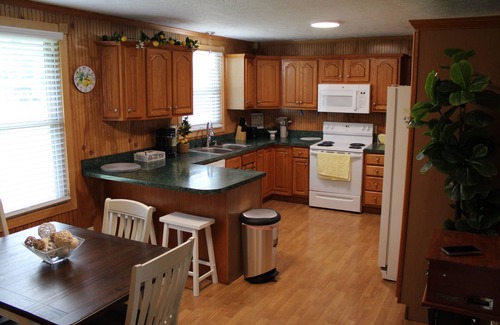 Hendersonville Casa | Charming 3-bedroom house with private patio, 20min to dwntn Nashville/ Airport