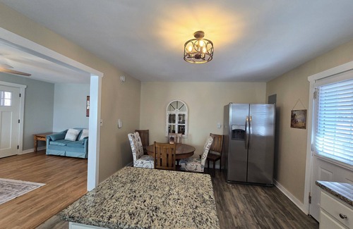 Mineral Bluff Cabaña | Charming 3-bedroom pet-friendly cottage with fenced-in yard in Blue Ridge Mtns