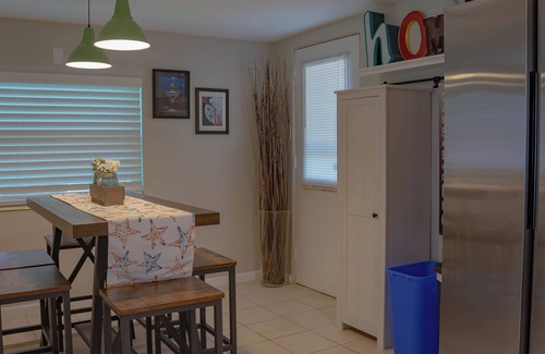 St. Petersburg - Clearwater Casa | Charming 3-bedroom house with WiFi, AC in brilliant St. Petersburg