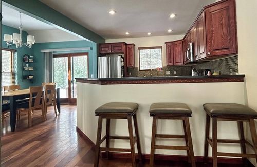 Kalkaska Casa | Charming 3 bedroom 2 bathroom home