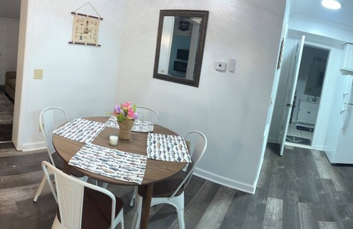 Caseville Cabaña | Charming 3-bedroom cottage in adorable Caseville with Beach Access, AC, and WiFi