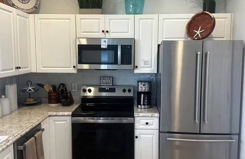 Swansboro Condominio | Charming 3-bedroom condo with amazing views in lovely Swansboro