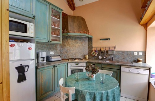 Marols Cabaña | Casa rural con encanto: jardín, chimenea, Wifi, ideal para familias en Marols