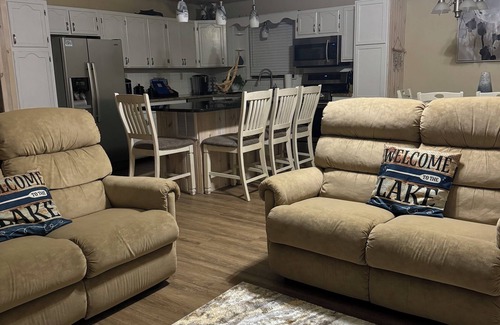Lake Ozark Casa | Charming 3-bedroom house with breathtaking views of the Lake of the Ozarks