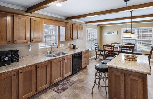 Dandridge Casa | Charming 3-bedroom house with WiFi, AC in enchanting hold up to 10 guest