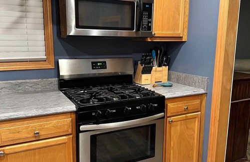 Lafayette Casa | Charming 3-bedroom house with WiFi, AC and everything you need for a weekend.