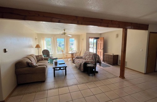 Corrales Casa | Charming 3-bedroom house in beautiful Corrales