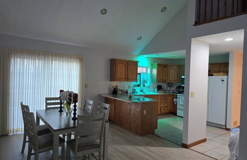 Sybertsville Casa | Charming 3-bedroom house MUST BE A LAND OWNER IN EAGLE ROCK RESORT