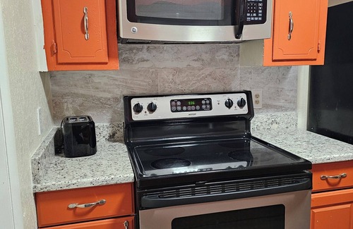 Palatka Casa | Charming 3-bedroom house with AC and WiFi in lovely Palatka