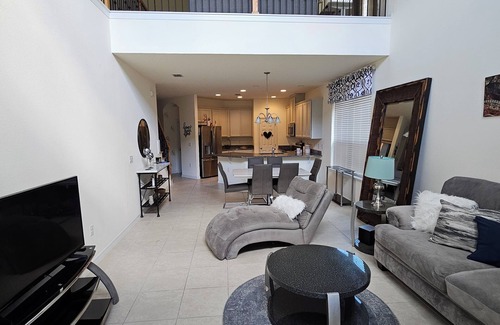 Sanford Casa | Charming 3-bedroom house in lovely Sanford with AC, WiFi, Near downtown.