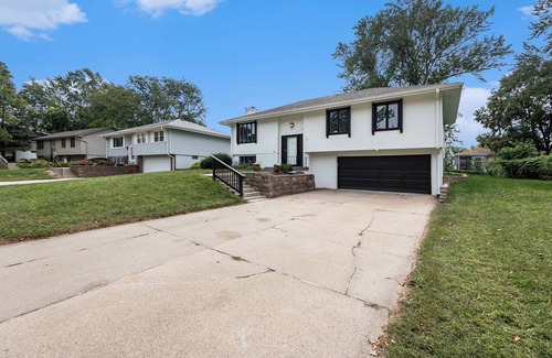 Omaha Casa | Charming 3-Bedroom House With A King Bed