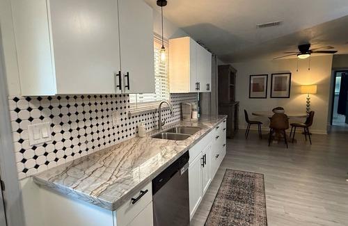 Willow Meadows/Willowbend Area Casa | Charming 3-bedroom +office house near NRG/Med Center