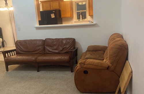 DeKalb Casa | Charming 3-bedroom townhome in delightful DeKalb with WiFi, AC
