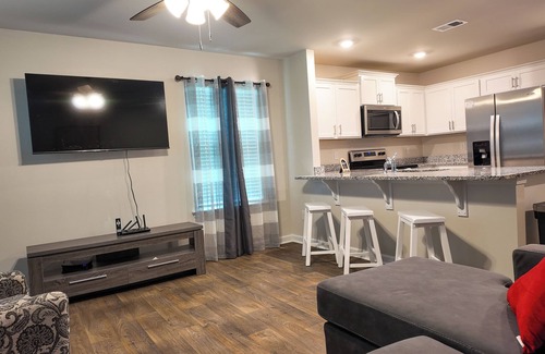 Sumter Casa | Charming 3-bedroom townhome with WiFi and AC in Sumter