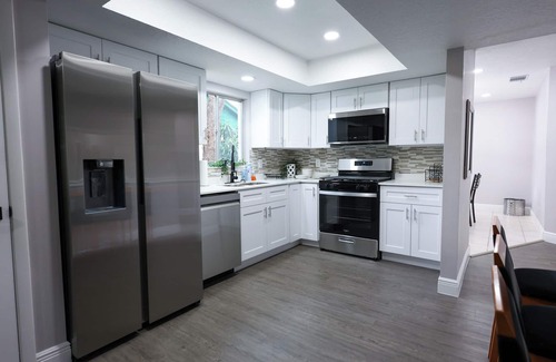 Casselberry Casa | Charming 3-bedroom near Orlando theme parks, downtown and golf courses