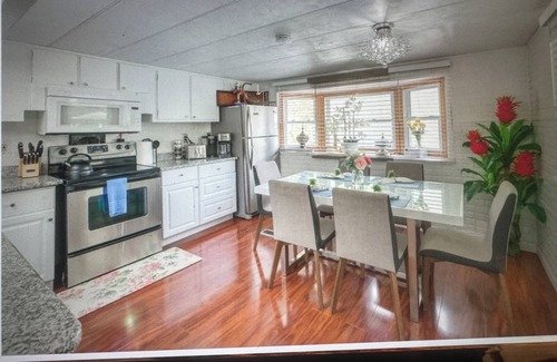 Hershey Casa | Charming 3-bedroom remodeled mobile home with central AC, WiFi in Hummelstown