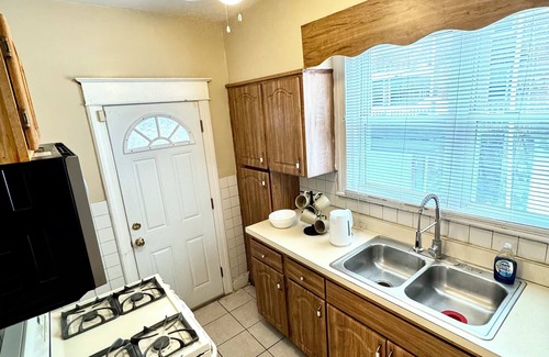 Wynnefield Casa | Charming 3-bedroom house with AC and WiFi in delightful Philadelphia