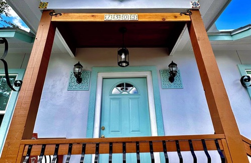 Northwest Los Angeles Heights Casa | Charming 3-bedroom house with WiFi and AC in wonderful San Antonio