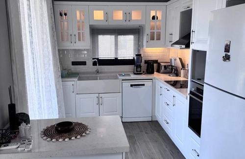 Seferihisar Villa | Charming 3-bedroom villa with AC, WiFi in enchanting Izmir