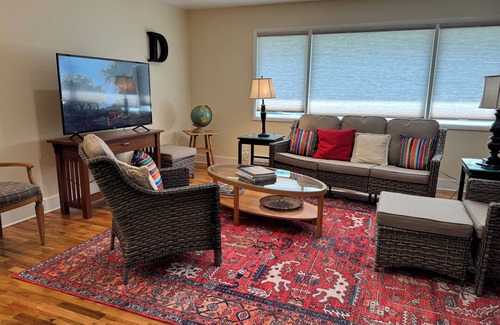 Dayton Casa | Charming 3 BR 2 Bath in historic Dayton: Discover Blue Mountains and More!