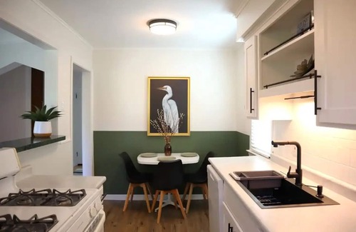 Ferndale Casa | Charming 3br Bungalow - Park Facing