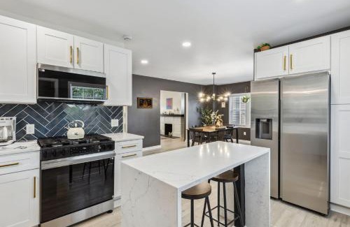 Cleveland Heights Casa | Charming 3BR Home - Close to CLE Clinic