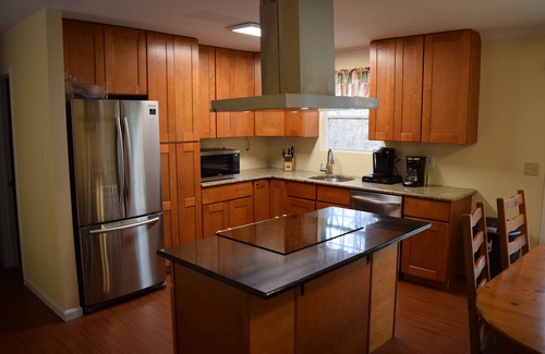 Chesapeake Beach Casa | Charming 4 Bdr 3 Bath Chesapeake Beach Home 2 king beds, a queen and bunk bed