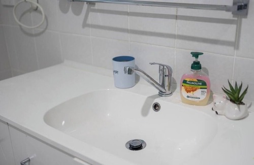 Castle Hill Casa | Charming 4-bedroom house with AC, WiFi in tranquil Castle Hill