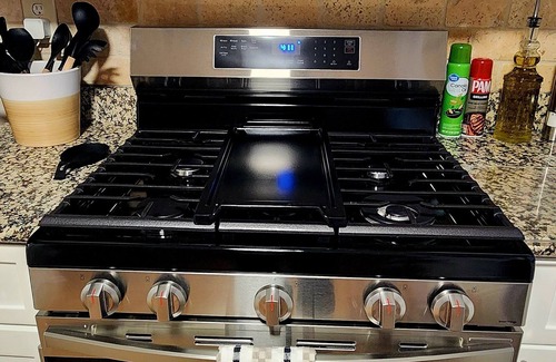 Johns Creek Casa | Charming 4-bedroom house in Alpharetta with WiFi and AC
