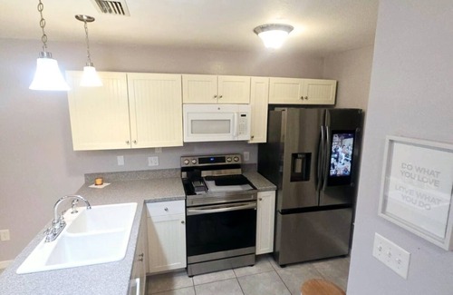Sun 'N Lake Casa | Charming 4-bedroom house with WiFi, AC in fantastic Sebring