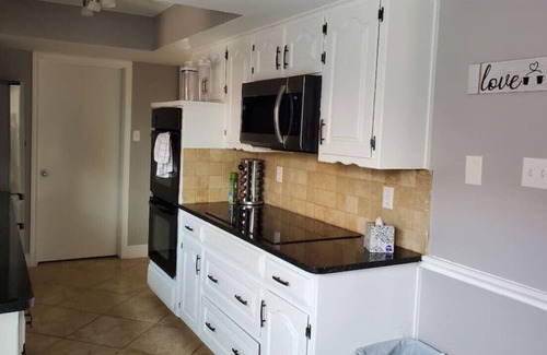 Northeast Carrollton Casa | Charming 4-Bedroom Retreat - Minutes from West Plano & Grandscape Attractions