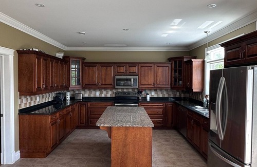 Bedford Casa | Charming 4-bedroom Townhouse