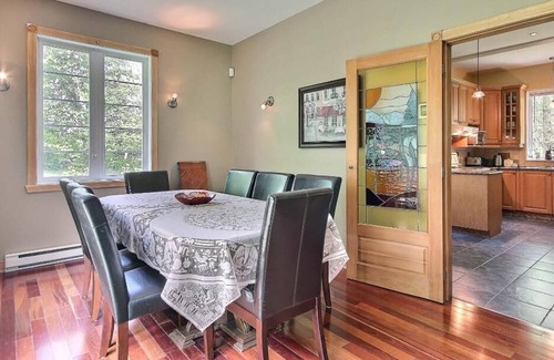 Gore Chalet De Esquí | Charming 4 bedrooms home with 2 fireplaces