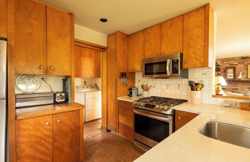 Water Mill Casa | Encantador 4 BR (+2) frente al mar - piscina, privacidad, vistas, mirador, barcos, cerca de las playas