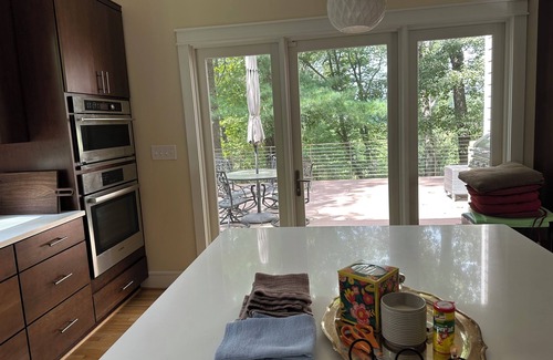 Charlottesville Casa | Charming 4 BR, 4 BA on Mechums River 15 Minutes to Charlottesville