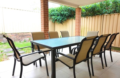 Sans Souci Apartamento | Charming 4-Room Home Near Beach