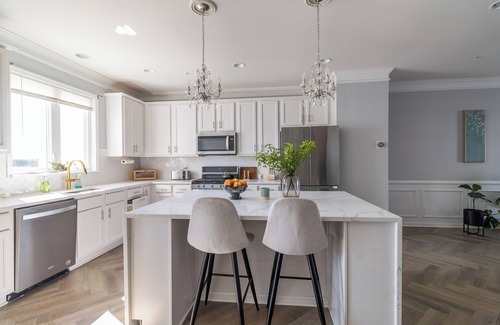 Hanover Casa | Charming 4-Story Townhome with Hot Tub