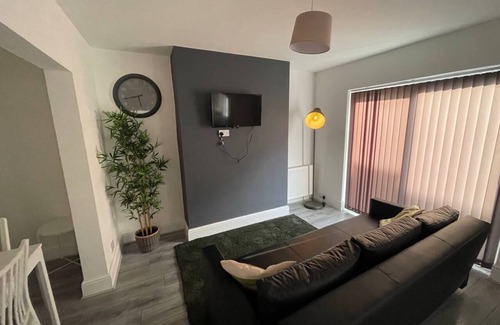 Liverpool Casa | Charming 4Bedroom entire House at Orleans