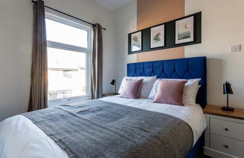 Darlington Casa | Charming 4BR Home in Darlington Near Town Centre