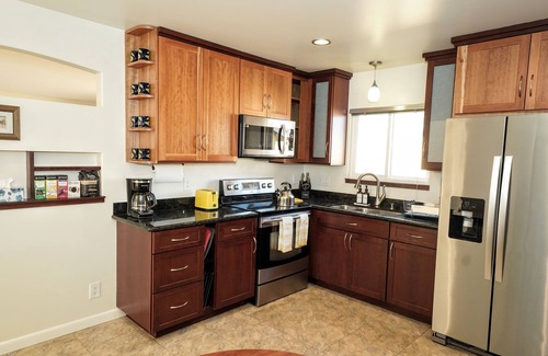 Cambrian Casa | Charming 6B/4B near Cambrian - Work or vacation ready!