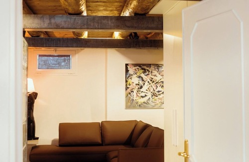Angarano Apartamento | Charming apartment within walking distance of the Alpini Bridge and the center